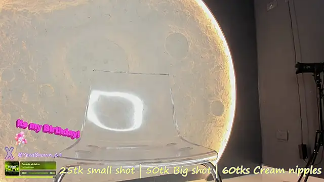 yerabrown69 online show from December 6, 2024, 8:07 pm