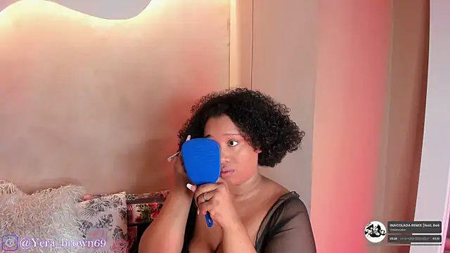 yerabrown69 online show from January 17, 2025, 12:21 pm