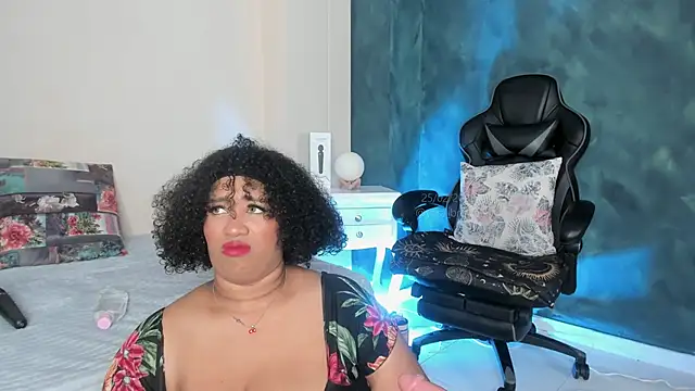 yerabrown69 online show from February 25, 2025, 12:24 pm