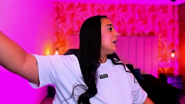 Xisu  online show from March 28, 2026, 3:06 am