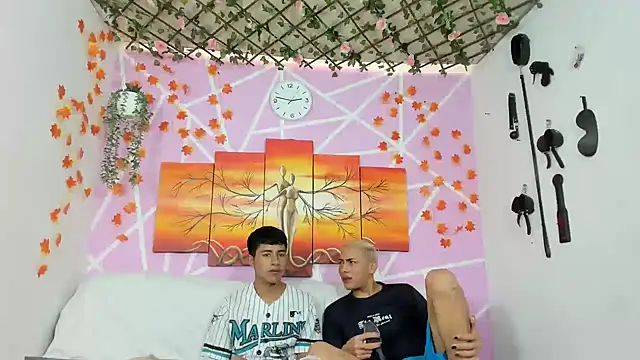 Fresahot2005 online show from March 10, 2025, 7:50 pm