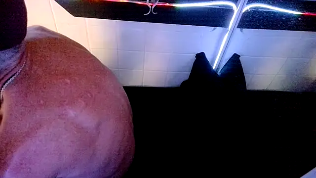 HandyBro online show from April 8, 2026, 4:40 pm