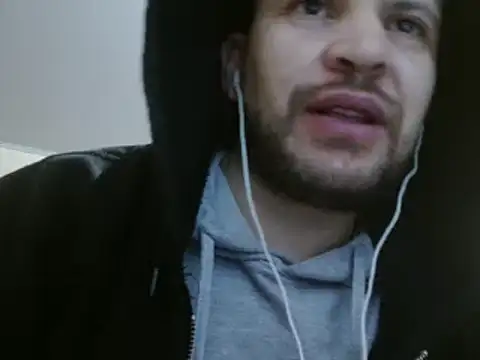 camiloking1720 online show from February 19, 2025, 4:55 am