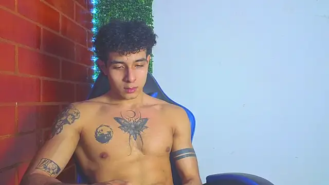 Demitryo online show from February 19, 2026, 6:42 am