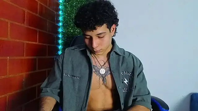 Demitryo online show from March 30, 2026, 4:41 pm