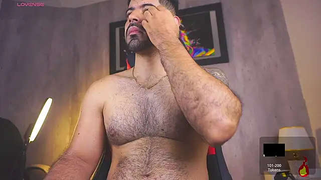 Snapshot of king_hard chatting on April 18, 2026, 9:02 am king hard online show from April 18, 2026, 9:02 am