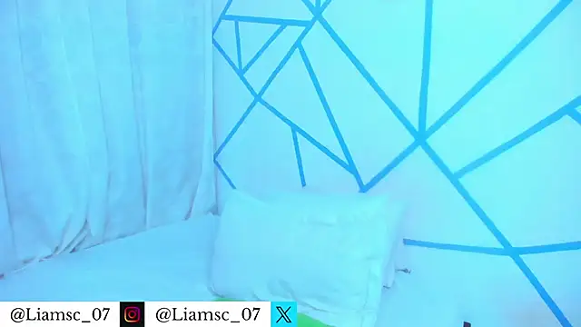 liam scott77 online show from April 17, 2026, 12:46 am