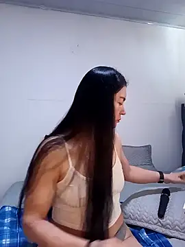 renata hot1 online show from February 6, 2026, 1:36 pm