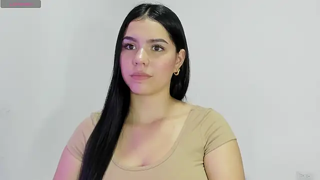 Natasha su  online show from March 16, 2025, 8:32 am