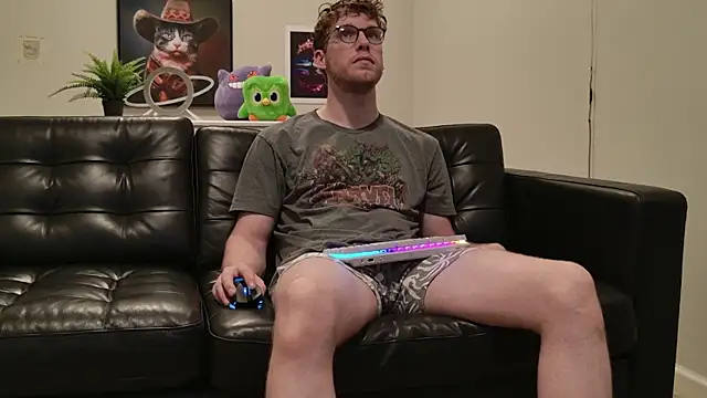 BlueEyedTallGuy94 online show from October 9, 2025, 1:03 am