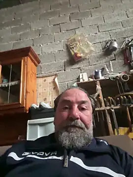 Snapshot of ros217 chatting on March 7, 2026, 11:29 am ros217 online show from March 7, 2026, 11:29 am