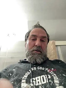 Snapshot of ros217 chatting on March 26, 2026, 3:28 pm ros217 online show from March 26, 2026, 3:28 pm