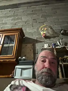 Snapshot of ros217 chatting on April 10, 2026, 10:14 pm ros217 online show from April 10, 2026, 10:14 pm