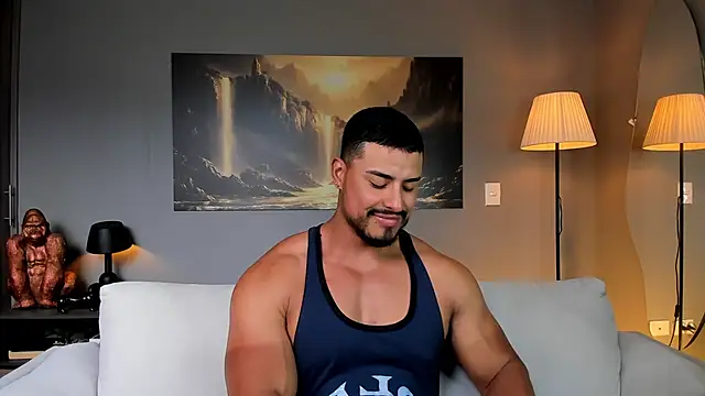 Snapshot of ApoloMakris chatting on February 6, 2026, 7:39 pm ApoloMakris online show from February 6, 2026, 7:39 pm