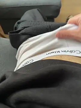 XMenX24 online show from December 2, 2024, 11:34 am