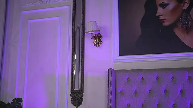 AdelineKing online show from January 18, 2025, 7:07 am