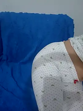 Snapshot of Liyan- chatting on July 8, 2026, 9:08 pm Liyan- online show from July 8, 2026, 9:08 pm