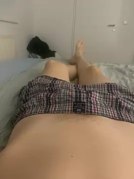 Snapshot of Nio-5 chatting on January 19, 2025, 10:39 pm Nio-5 online show from January 19, 2025, 10:39 pm