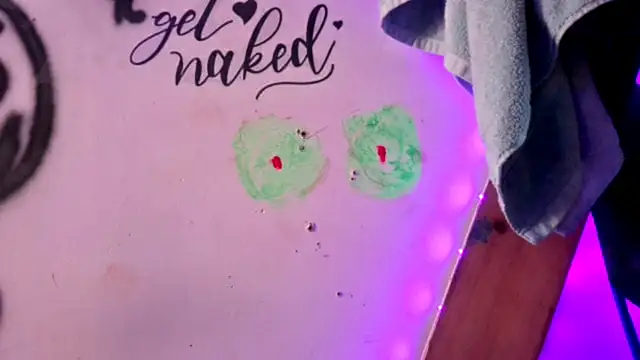 KRYZTALYNXXX online show from January 15, 2025, 4:21 pm