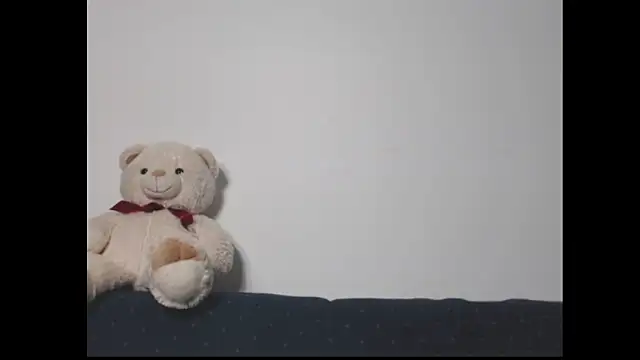 Snapshot of Lucydiabbla chatting on November 19, 2025, 1:11 pm Lucydiabbla online show from November 19, 2025, 1:11 pm