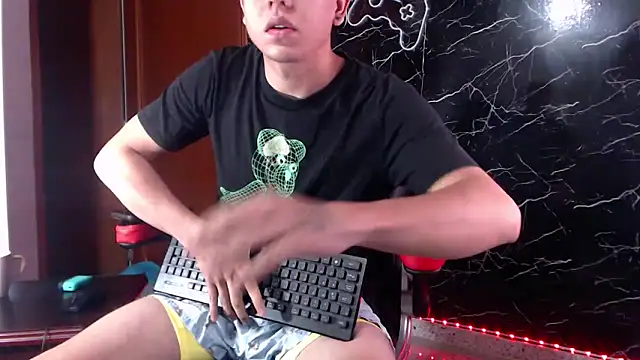 Snapshot of maty_hardx chatting on January 16, 2025, 10:10 am maty hardx online show from January 16, 2025, 10:10 am