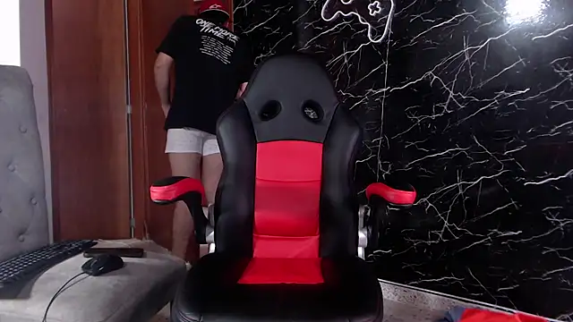 Snapshot of maty_hardx chatting on March 6, 2025, 7:43 pm maty hardx online show from March 6, 2025, 7:43 pm