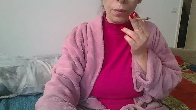 hairygirl80 online show from December 18, 2024, 8:53 am