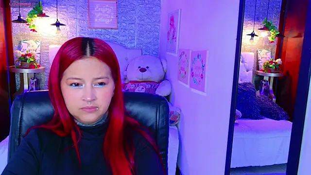 meghan nill online show from November 12, 2025, 2:56 am