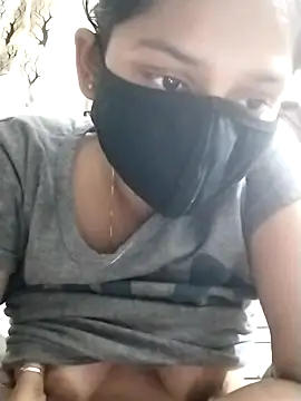 Snapshot of Kashish_18 chatting on September 14, 2025, 5:12 pm Kashish 18 online show from September 14, 2025, 5:12 pm