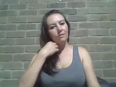 Snapshot of EksJouneMwah chatting on January 19, 2025, 12:39 pm EksJouneMwah online show from January 19, 2025, 12:39 pm