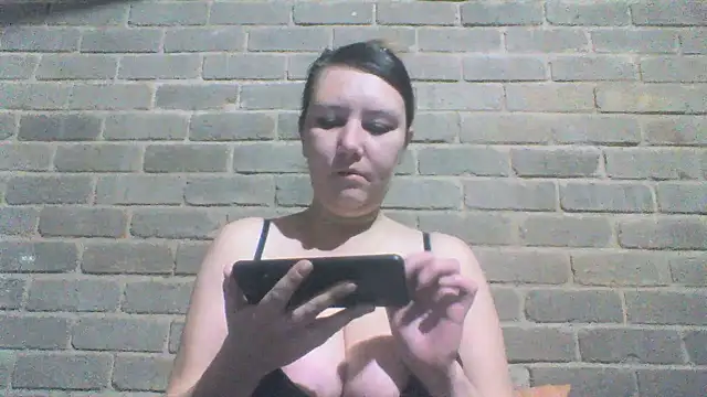 Snapshot of EksJouneMwah chatting on July 4, 2026, 12:55 pm EksJouneMwah online show from July 4, 2026, 12:55 pm