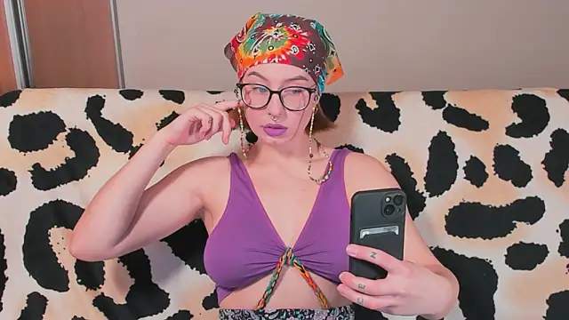 Snapshot of VeronikaKissuchi chatting on December 12, 2024, 7:30 am VeronikaKissuchi online show from December 12, 2024, 7:30 am