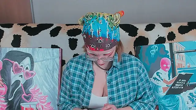 Snapshot of VeronikaKissuchi chatting on December 19, 2024, 7:40 pm VeronikaKissuchi online show from December 19, 2024, 7:40 pm