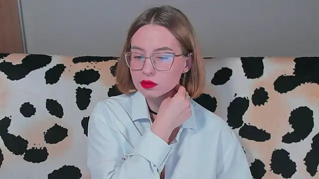 Snapshot of VeronikaKissuchi chatting on December 21, 2024, 6:09 am VeronikaKissuchi online show from December 21, 2024, 6:09 am