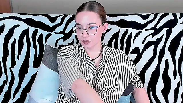 Snapshot of VeronikaKissuchi chatting on January 8, 2025, 4:44 pm VeronikaKissuchi online show from January 8, 2025, 4:44 pm