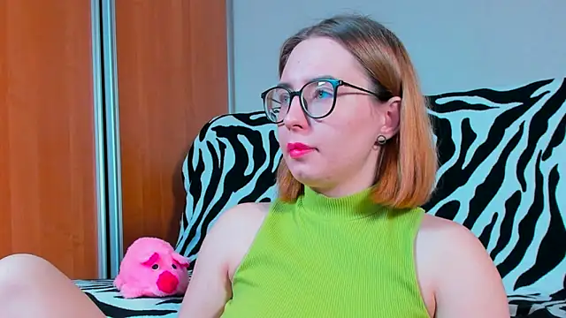 Snapshot of VeronikaKissuchi chatting on February 23, 2025, 1:57 am VeronikaKissuchi online show from February 23, 2025, 1:57 am