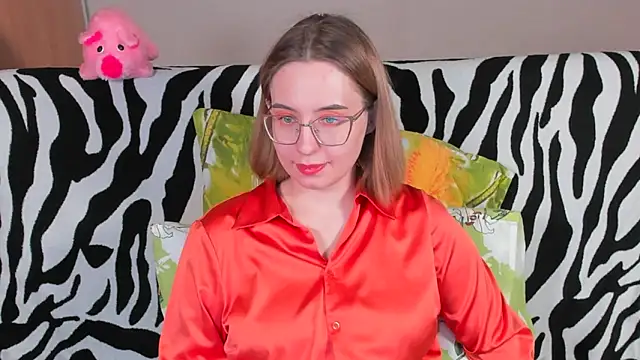 Snapshot of VeronikaKissuchi chatting on February 26, 2025, 2:26 am VeronikaKissuchi online show from February 26, 2025, 2:26 am