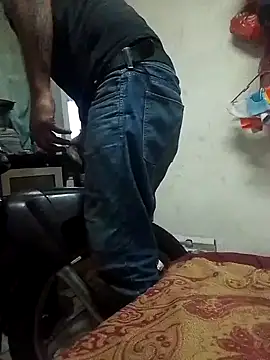 Snapshot of markikijr21 chatting on February 4, 2025, 2:28 am markikijr21 online show from February 4, 2025, 2:28 am