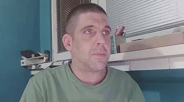 YouWantMe666 online show from February 10, 2025, 2:52 am