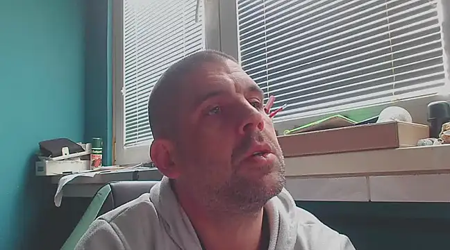 YouWantMe666 online show from February 14, 2025, 11:21 am