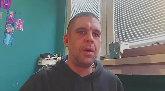 YouWantMe666 online show from February 19, 2025, 8:55 am