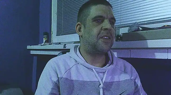 YouWantMe666 online show from February 26, 2025, 2:26 am