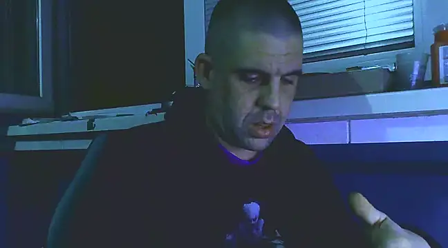 YouWantMe666 online show from February 27, 2025, 6:20 pm