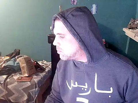 YouWantMe666 online show from October 2, 2025, 5:31 pm