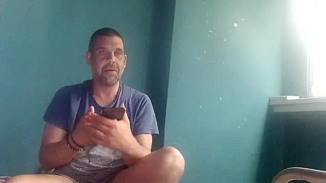 YouWantMe666 online show from May 27, 2026, 6:32 am