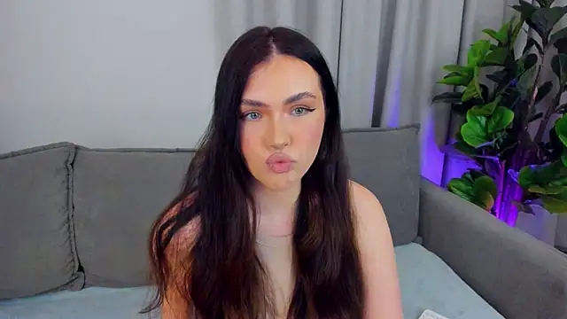 Snapshot of sexyangeloux chatting on April 22, 2026, 8:54 pm sexyangeloux online show from April 22, 2026, 8:54 pm