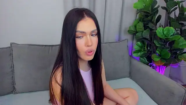Snapshot of sexyangeloux chatting on May 2, 2026, 9:20 pm sexyangeloux online show from May 2, 2026, 9:20 pm