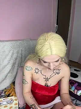 Snapshot of MoonAgnes chatting on December 26, 2024, 10:20 pm MoonAgnes online show from December 26, 2024, 10:20 pm