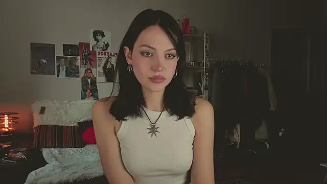 Niky  Jess online show from April 14, 2026, 12:33 pm