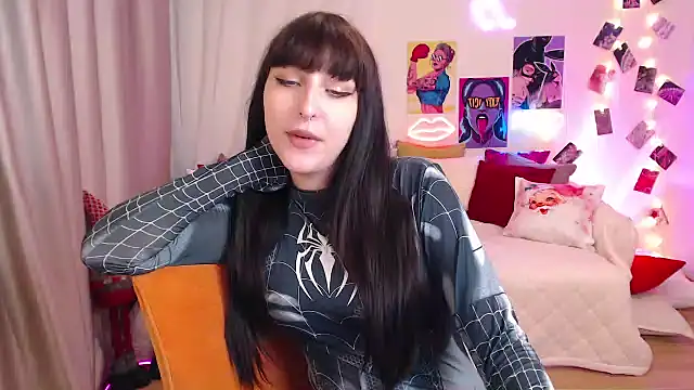 ElsaNeal online show from December 12, 2024, 9:04 pm